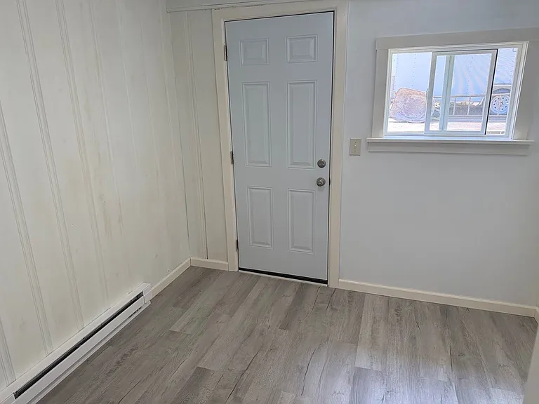 102 East Ave #2 — Photo 5