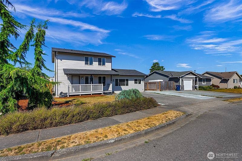 2nd image of 1015 S 25th Street