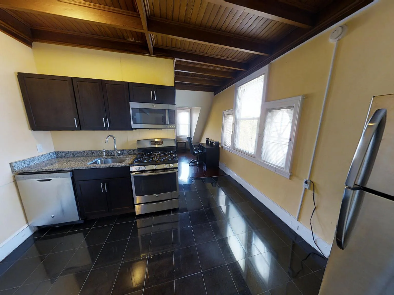 1 bed, $1,425 — Photo 2