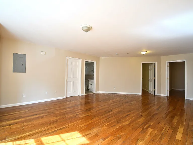 229B W Tremont Ave #3 — Photo 3