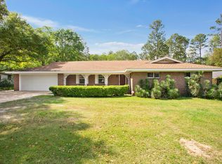 4217 Coventry Dr, Moss Point, MS 39562
