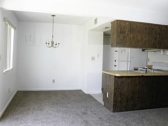 5th image of 4319 Pinebark Ave #14-2