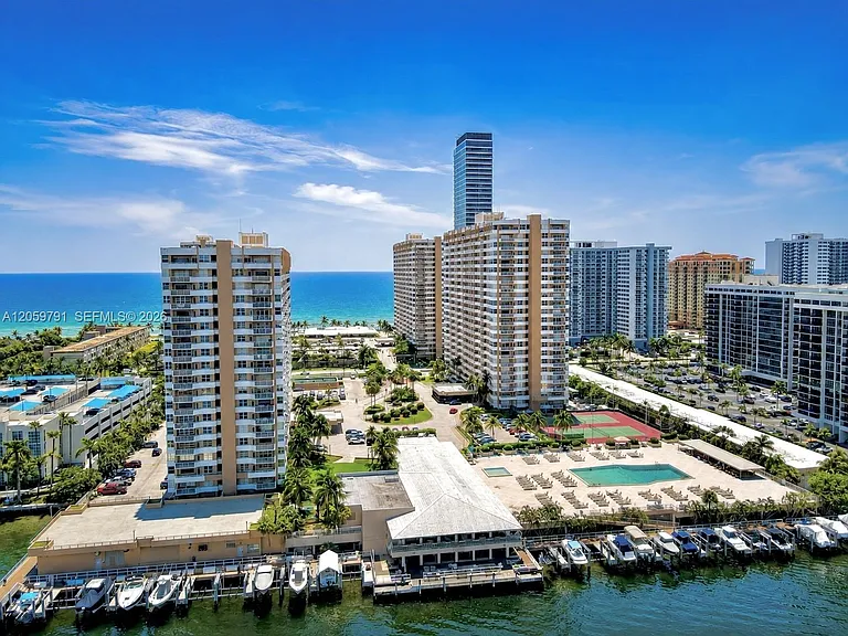 1985 S Ocean Dr #6P — Photo 30