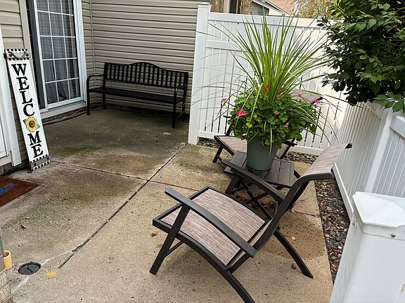 2nd image of 15503 Garnet Way