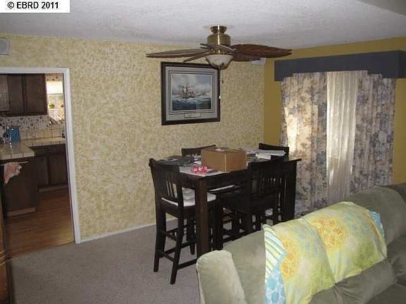 3rd image of 2305 Silver Creek Cir