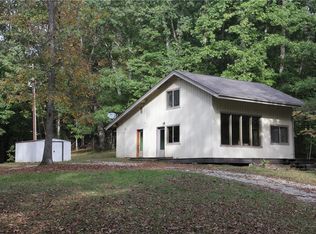 2235 Less Traveled Rd, Nashville, IN 47448