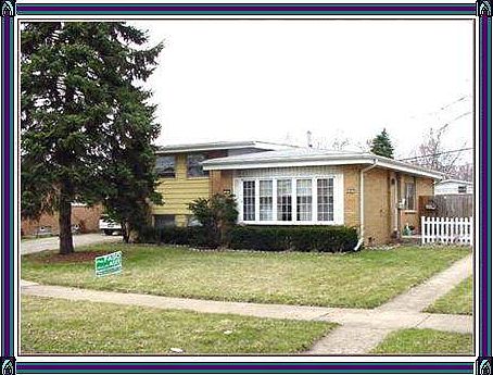 1st image of 187 E Emelia St