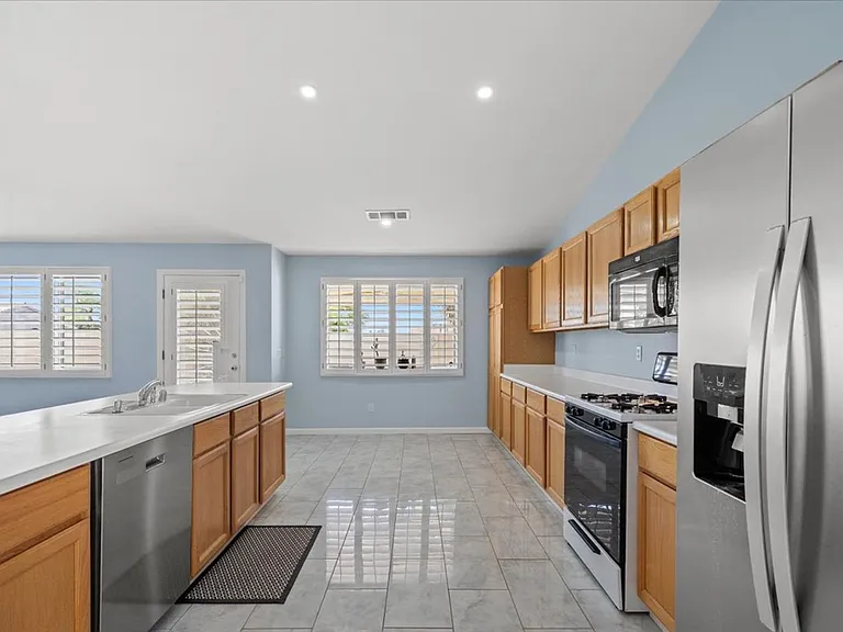 4431 Golden Palomino Ln — Photo 6