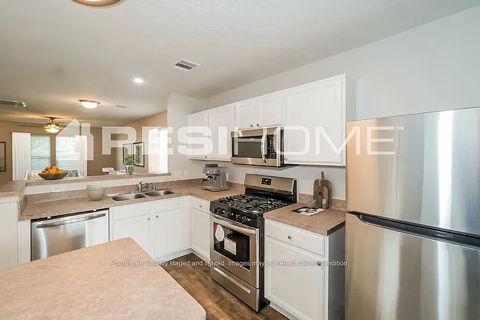20942 Patriot Park Ln — Photo 3