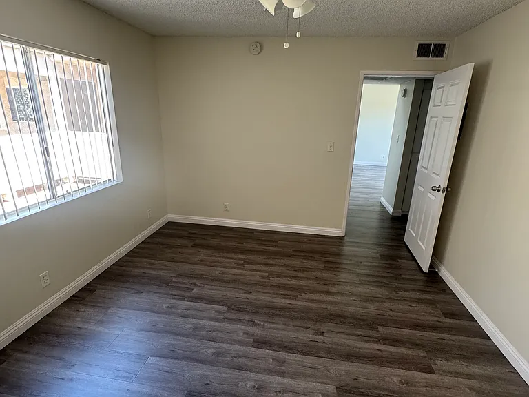 530 E Santa Anita Ave — Photo 14