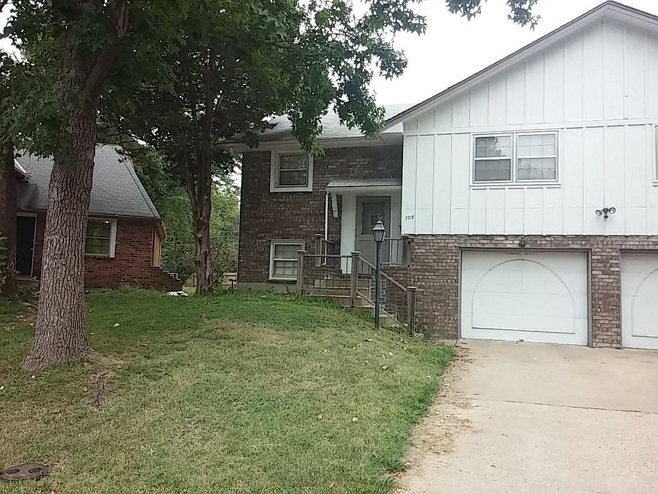 2nd image of 7715 Kessler Ln
