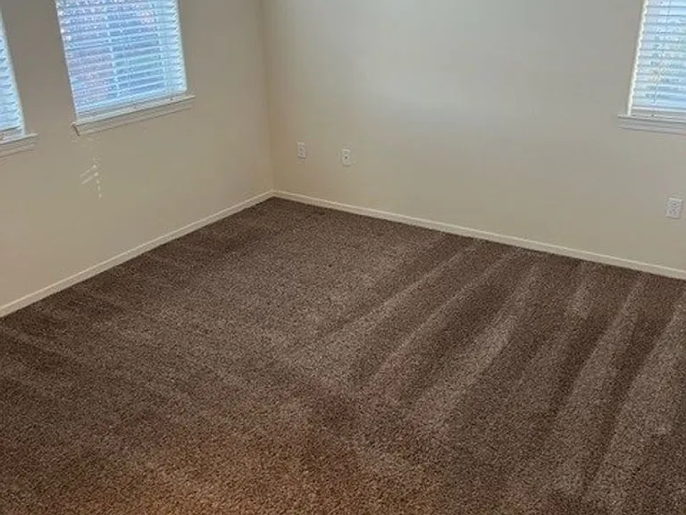 Luxe Ripon Apartments — Photo 42