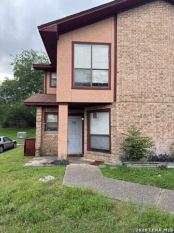 2 bed, 1.5 bath, 1303 sqft, $1,150 — Photo 3