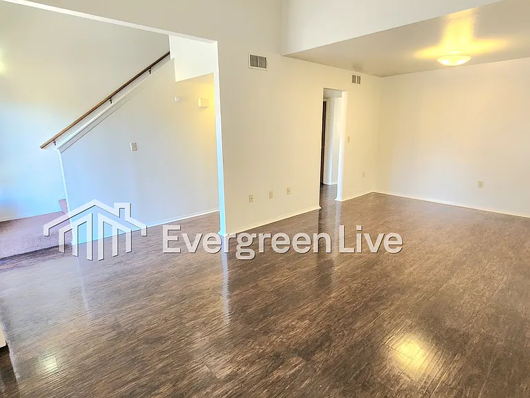 4104 Lew Wallace Dr — Photo 3