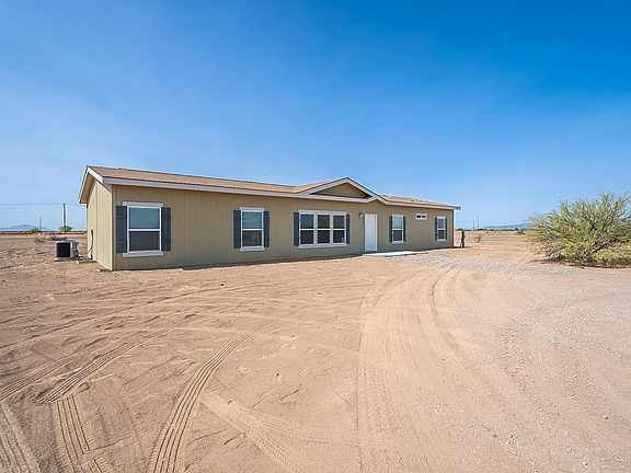 2nd image of 10715 W Equestrian Dr