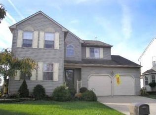 6 Lakefield Dr, Marlton, NJ 08053