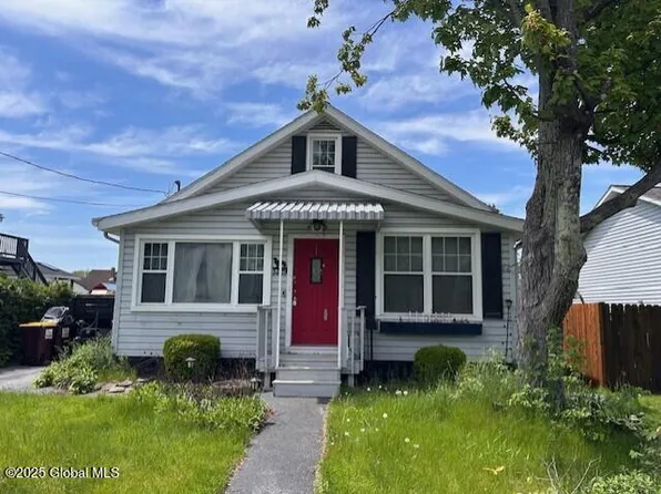 3229 Taylor Street, Rotterdam, NY 12306