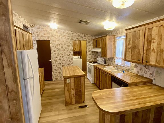 4th image of 2925 E SEQUOIA Drive