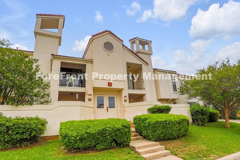 1st image of 2255 Thousand Oaks Dr