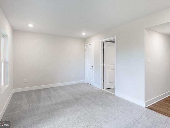 3rd image of 29401 Oxford Dr