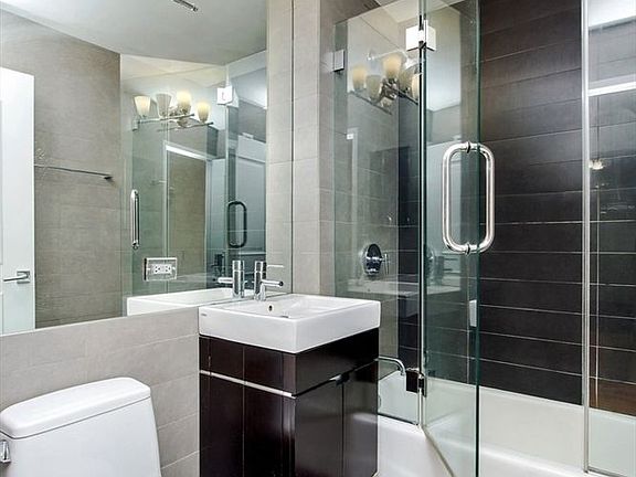 5th image of 4-74 48th Ave APT 7M