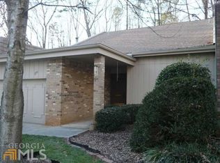 275 Lakeview Rdg W, Roswell, GA 30076