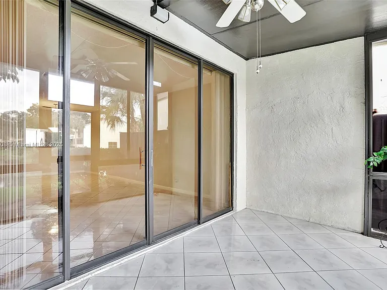 4615 Carambola Cir S #27232 — Photo 15