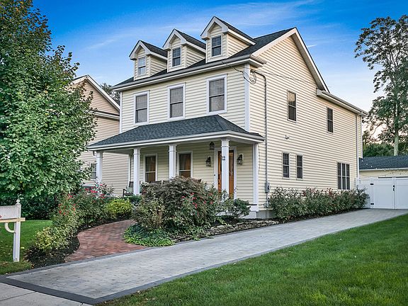 2nd image of 12 Allen St