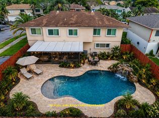 7908 NW 40th St, Hollywood, FL 33024