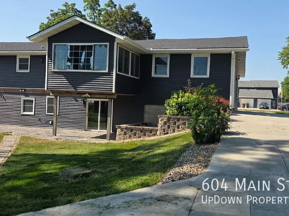 604 Main St W, New Prague, MN 56071