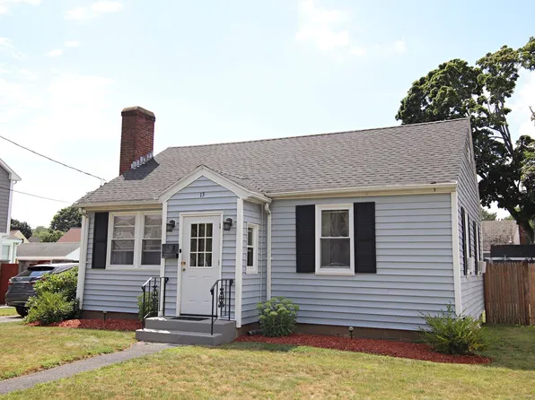 13 Saint Anns Ave, Peabody, MA 01960
