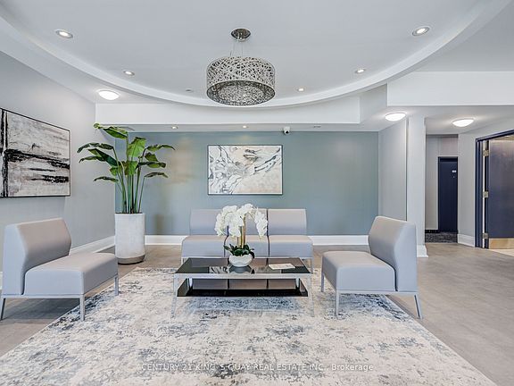 5th image of 60 Fairfax Cres #227