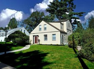 816 Scotia Rd, Philadelphia, PA 19128