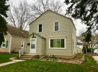 2751 S 44th St, Milwaukee, WI 53219