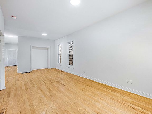 3rd image of 6057 S Wolcott Ave