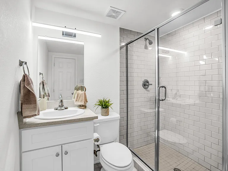 11218 Park Central Pl #C — Photo 10