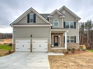 28 North Village Cir, Rydal, GA 30171