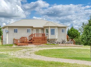977 Old Sundance Rd, Moorcroft, WY 82721