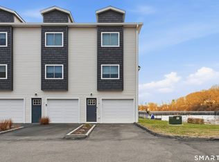 33 Main St #24, Meriden, CT 06451