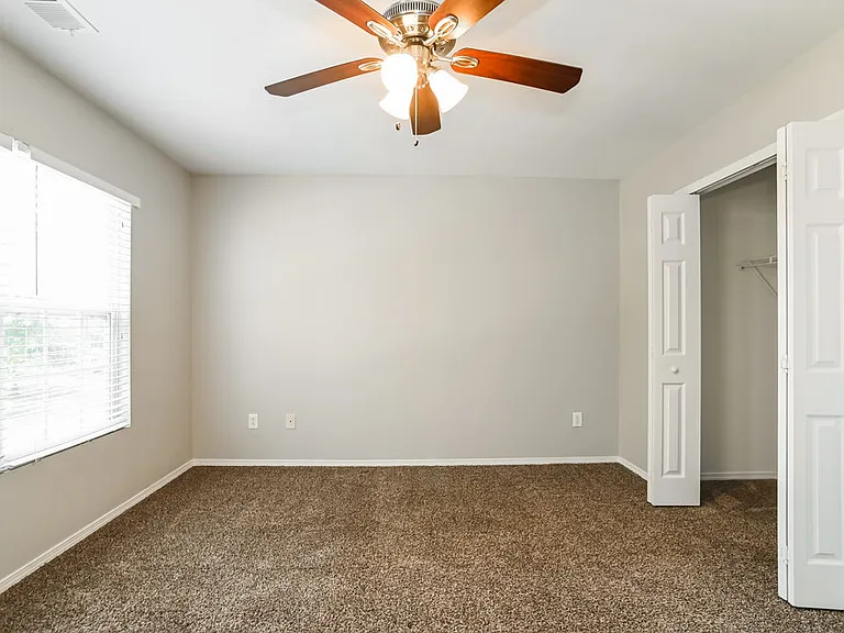 12034 Red Leaf Dr — Photo 13