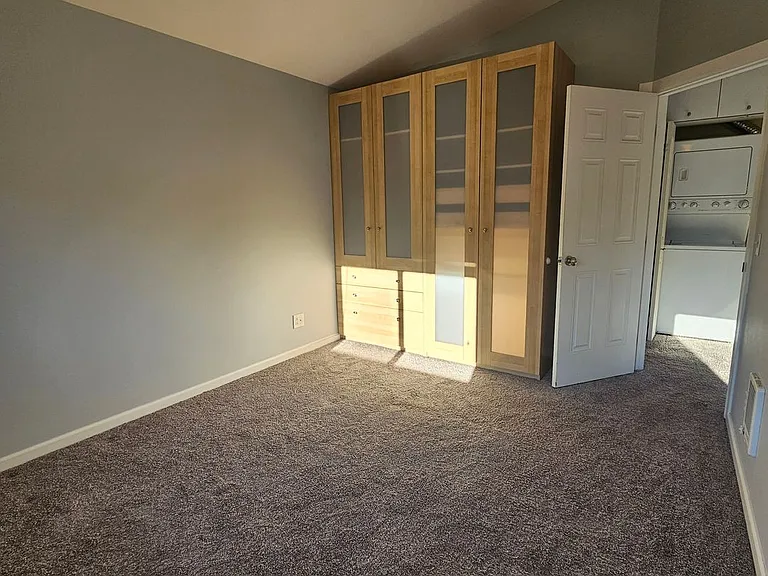 12835 Cedar Ave NW — Photo 9
