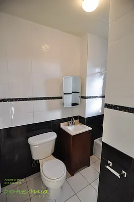 Rented by Bohemia Realty Group | media 33