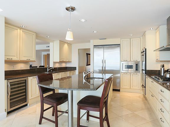 3rd image of 3800 N Ocean Dr APT 1650