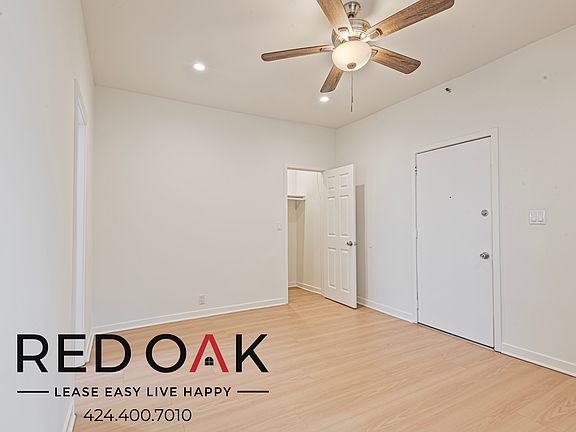 2nd image of 200 3/4 S Kenmore Ave #212