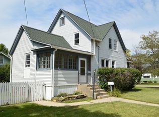 1004 George St, Lake Geneva, WI 53147