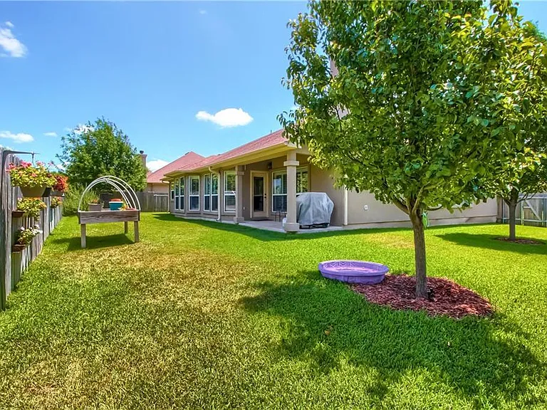 30617 Chi Chi Dr — Photo 33