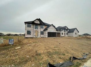 19800 Chase Dr, Macomb, MI 48042