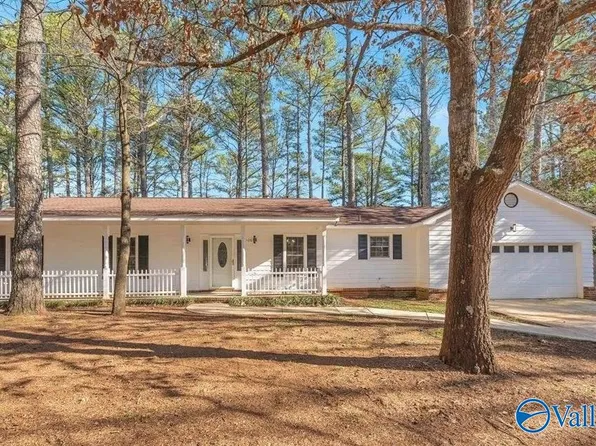 106 Stavemill Cir, Madison, AL 35758