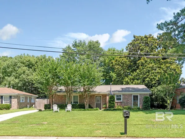 505 E Barksdale Dr, Mobile, AL 36606
