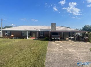 17559 Sewell Rd, Athens, AL 35614